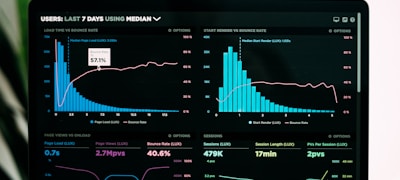 数据罗盘板块展示实时体育数据可视化图表与分析